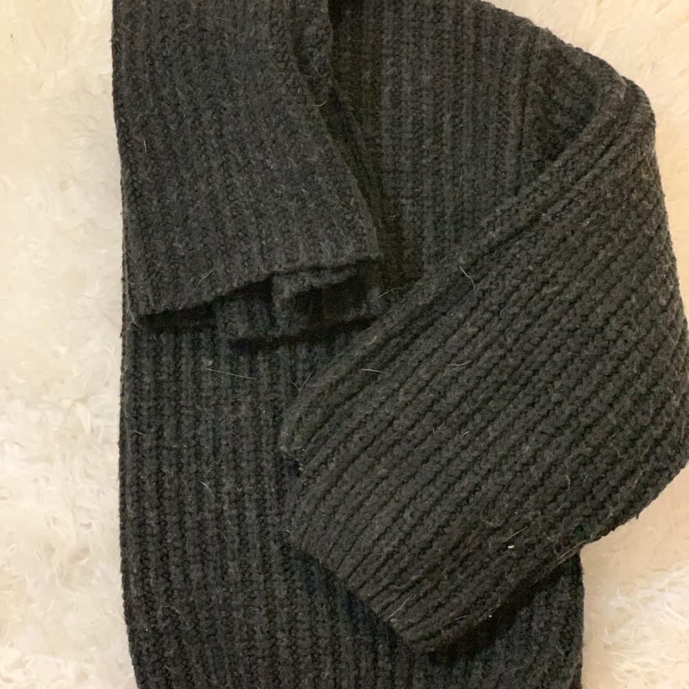 Grey Turtleneck sweater